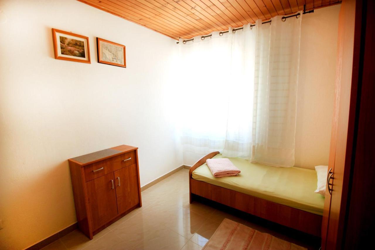 The Peaceful Vacation Apartamento Metajna Exterior foto